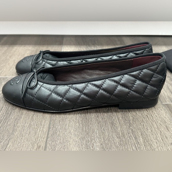 2024 CHANEL BLACK QUILTED LEATHER BALLET FLATS BALLERINA SHOES 37 NEW - Picture 7 of 12